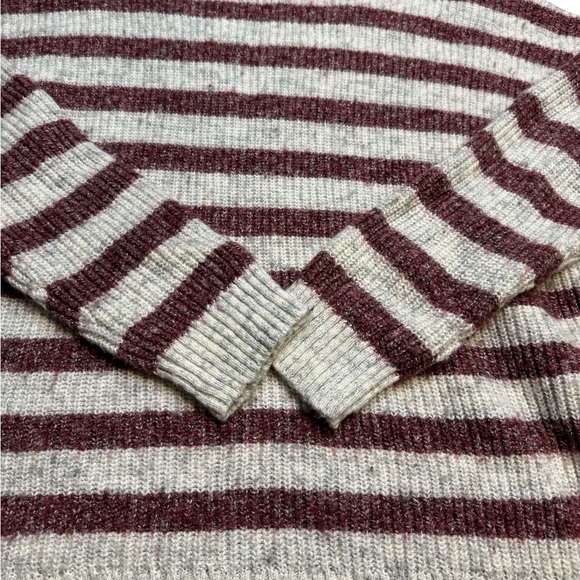 🧶 American Eagle 🦅 Striped Mock Neck High Low‎ Hem Sweater XL 🧶 - Picture 2 of 4